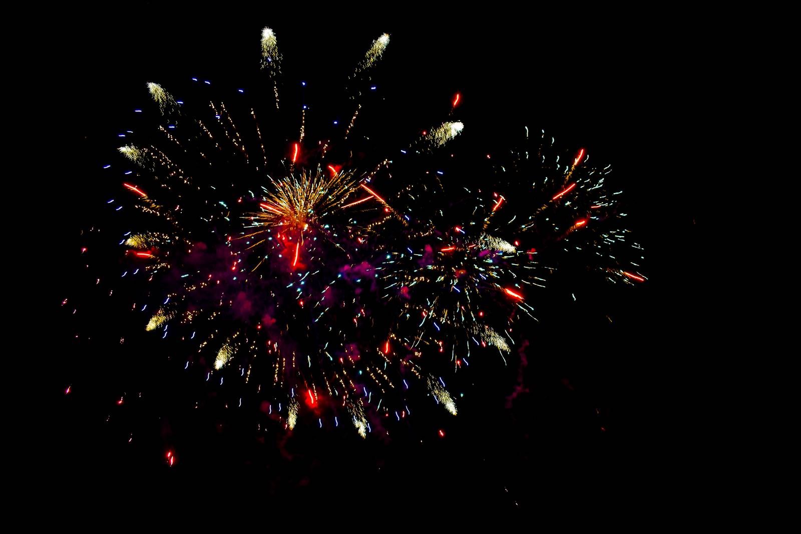 Feu d artifice guemene penfao loire atlantique 13