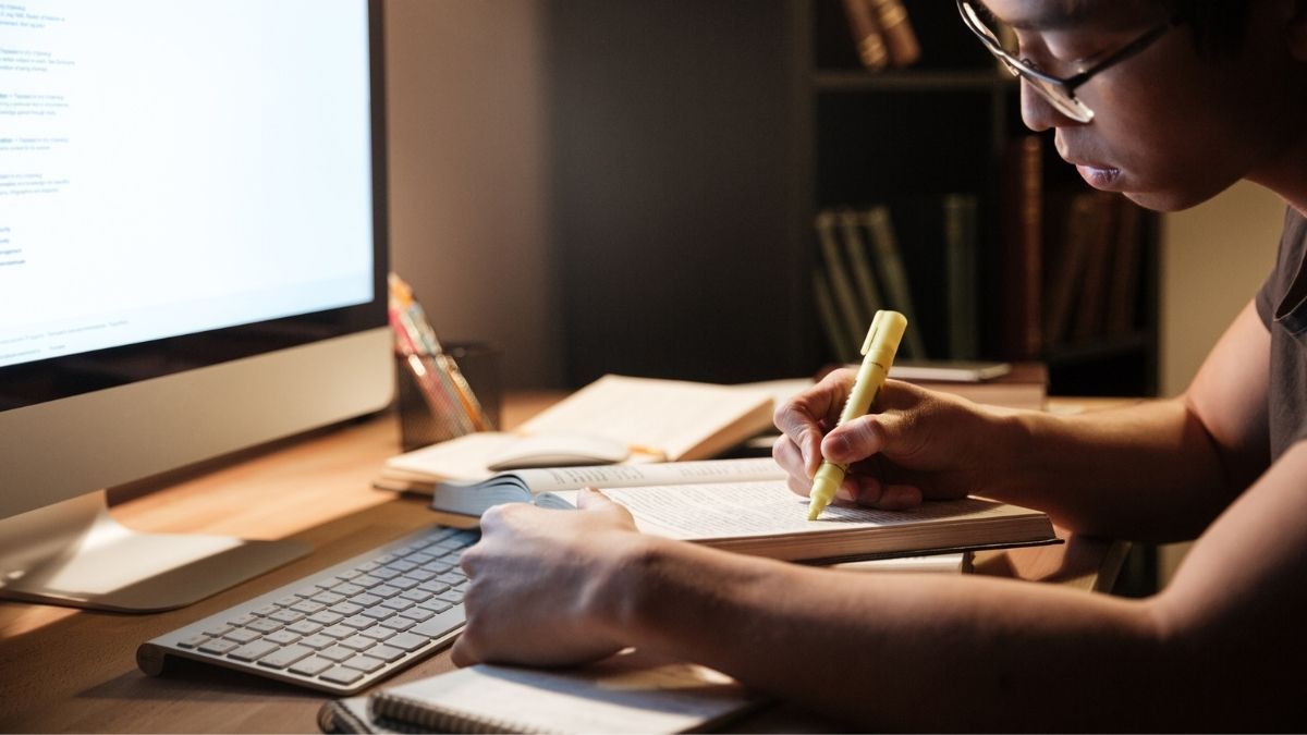Battery backup: 5 of the best UPS backups for your electronics